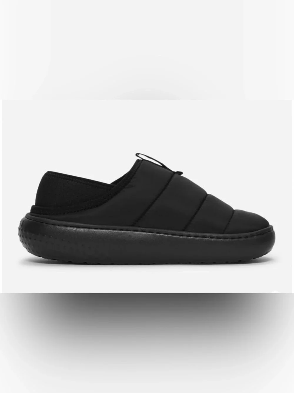 CROCS Kids Unisex Black Quilted Slip-On Lined Puff Moccasins Youth 5. NWT